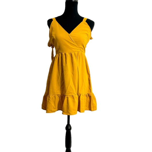 SHEIN Short Yellow Dress - Picture 1 of 4